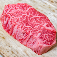 4. 鳥取和牛サーロインがフィレ肉にグレードアップ